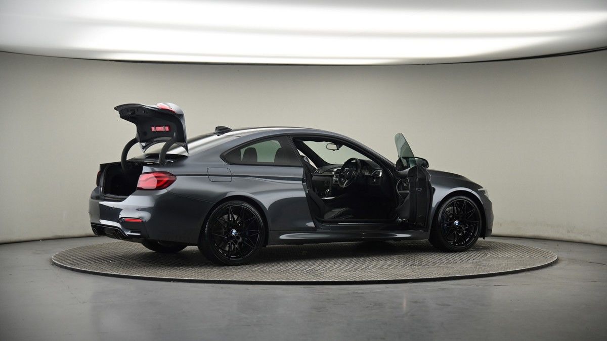 More views of BMW M4