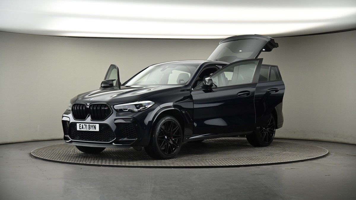 More views of BMW X6 M