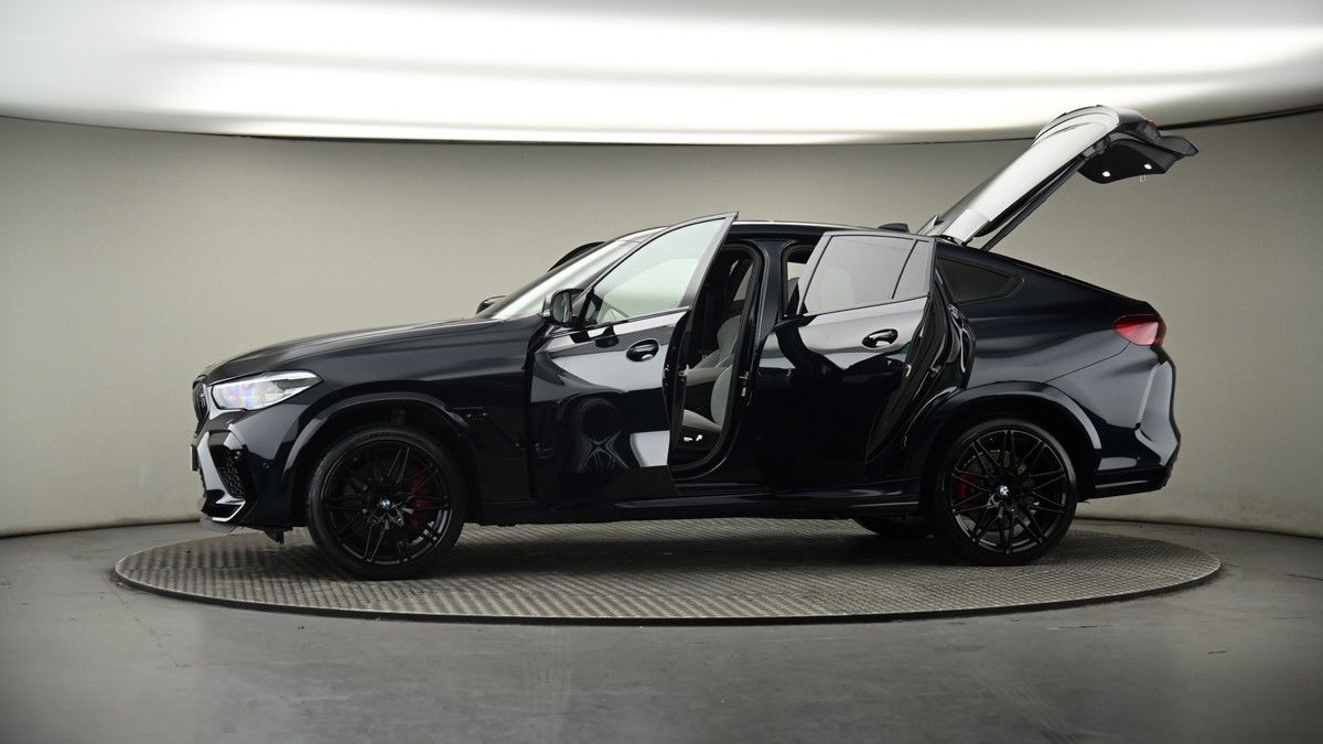 More views of BMW X6 M