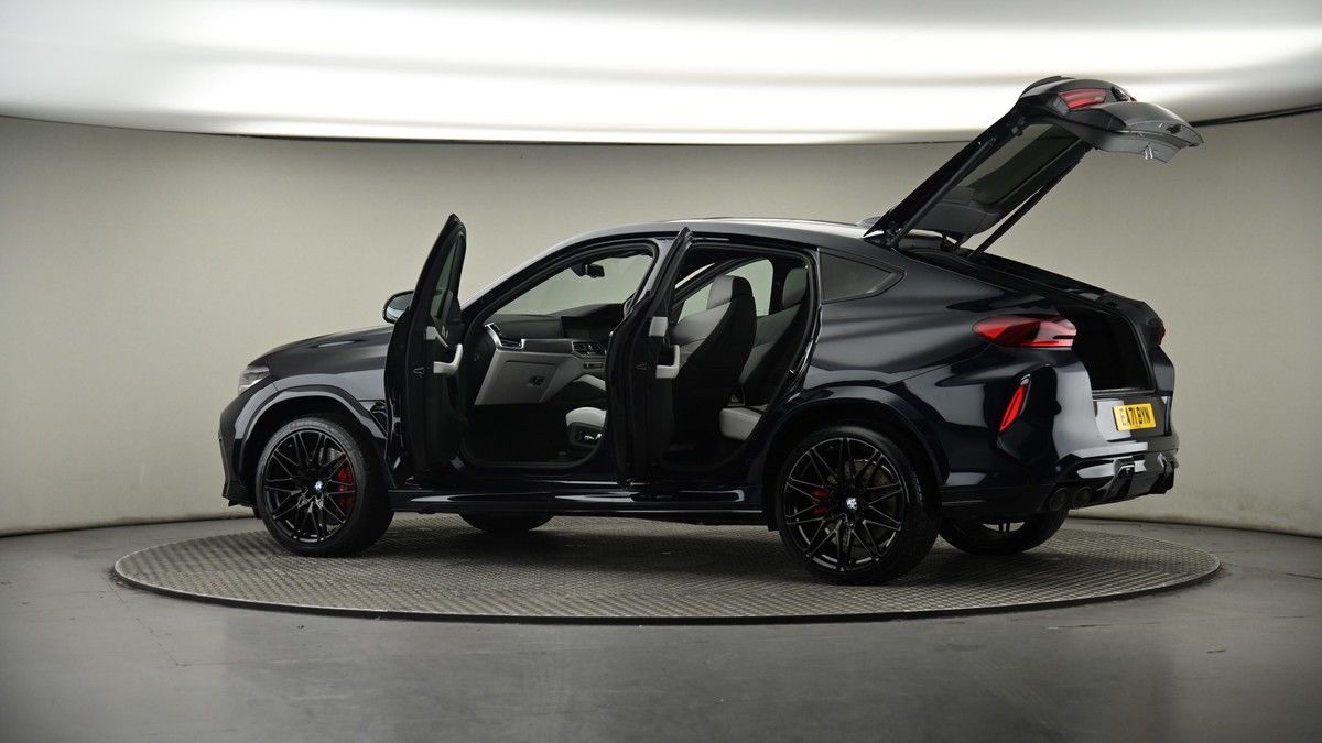 More views of BMW X6 M