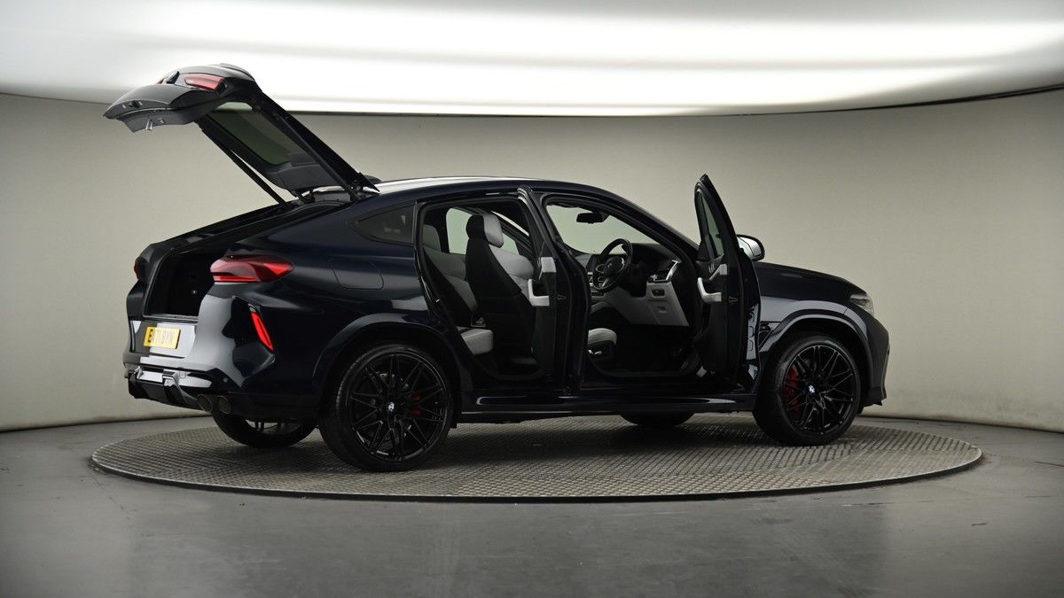 More views of BMW X6 M