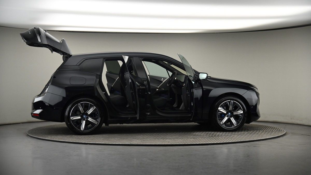 More views of BMW iX