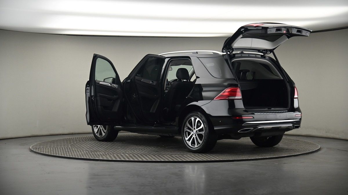 More views of Mercedes-Benz GLE