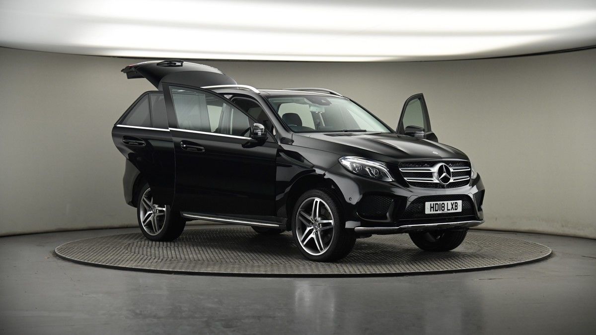 More views of Mercedes-Benz GLE