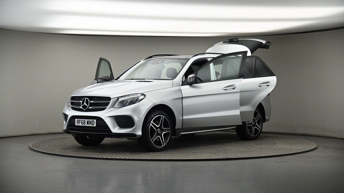 More views of Mercedes-Benz GLE