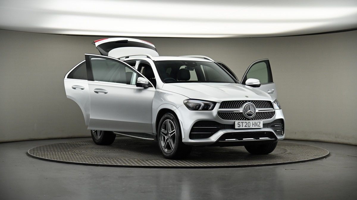 More views of Mercedes-Benz GLE