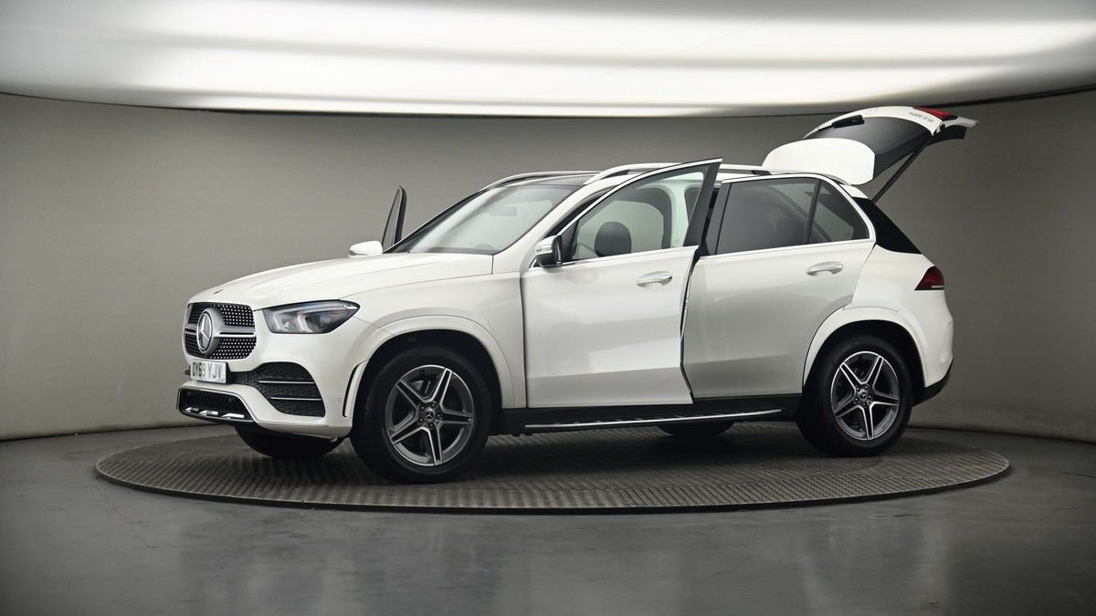 More views of Mercedes-Benz GLE