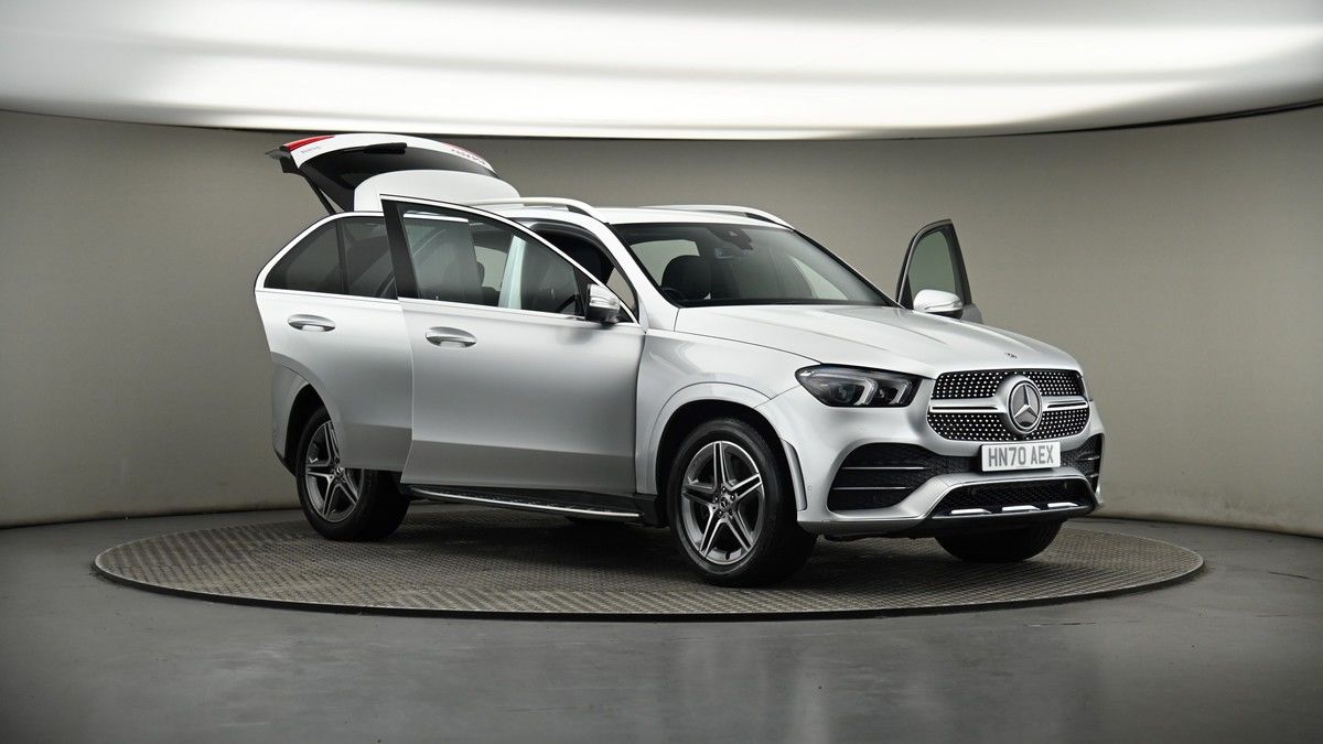 More views of Mercedes-Benz GLE