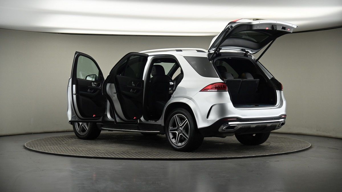 More views of Mercedes-Benz GLE