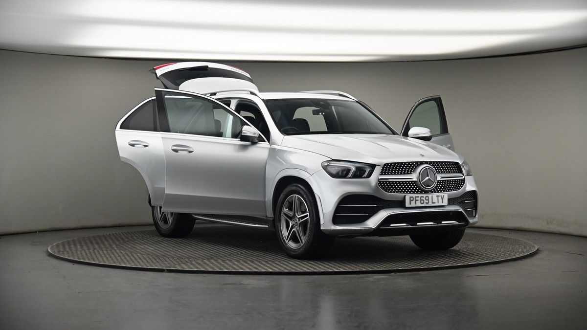 More views of Mercedes-Benz GLE