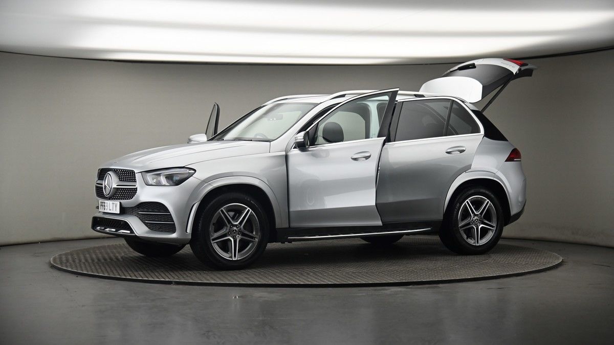 More views of Mercedes-Benz GLE