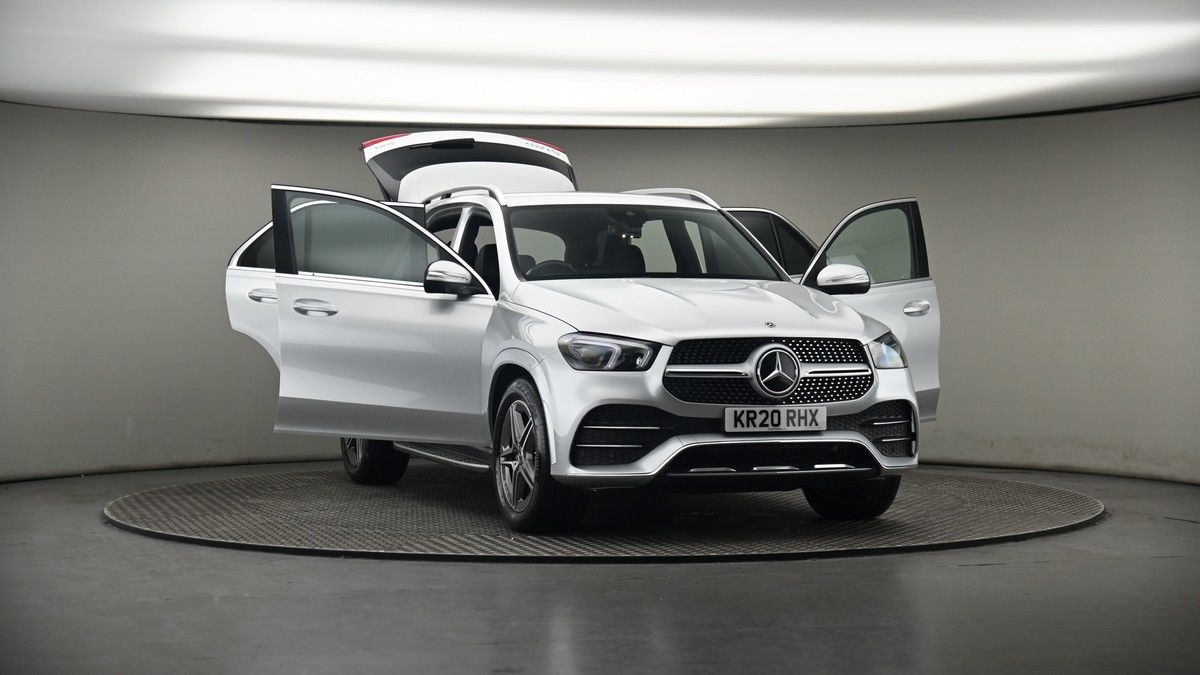 More views of Mercedes-Benz GLE