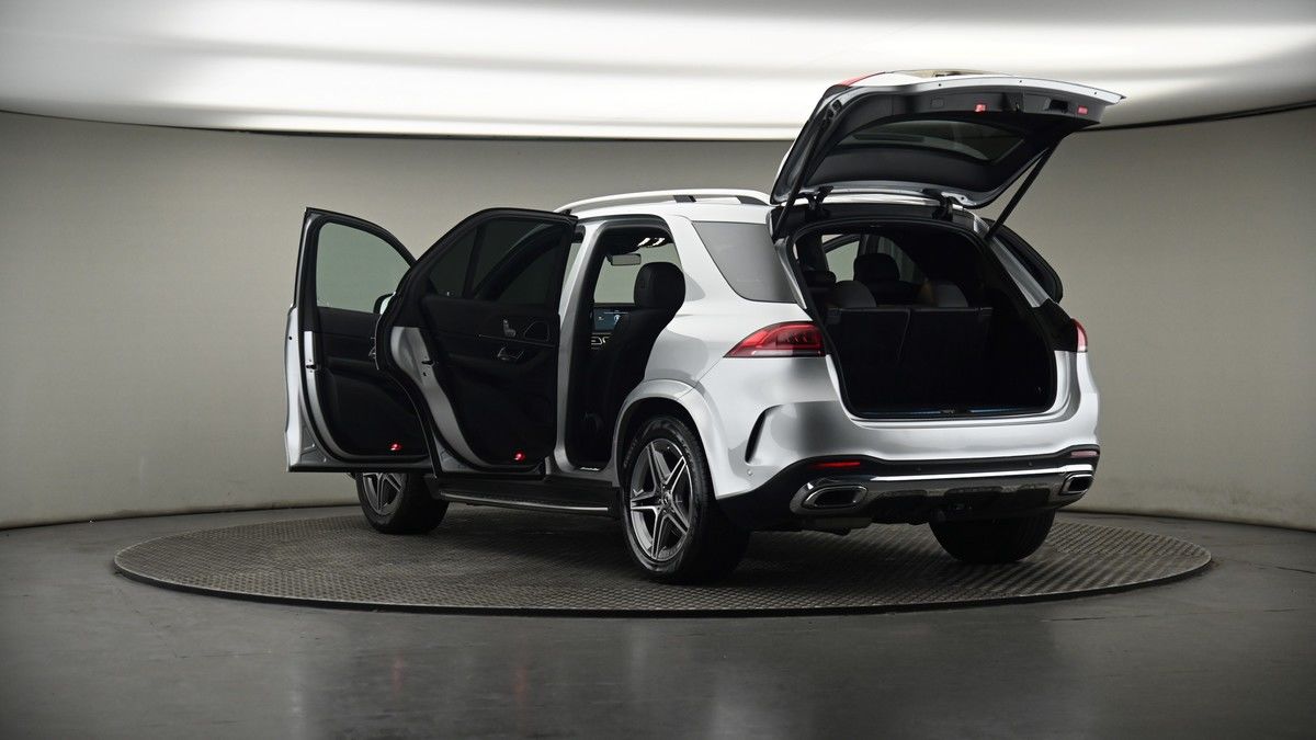 Mercedes-Benz GLE Image 8