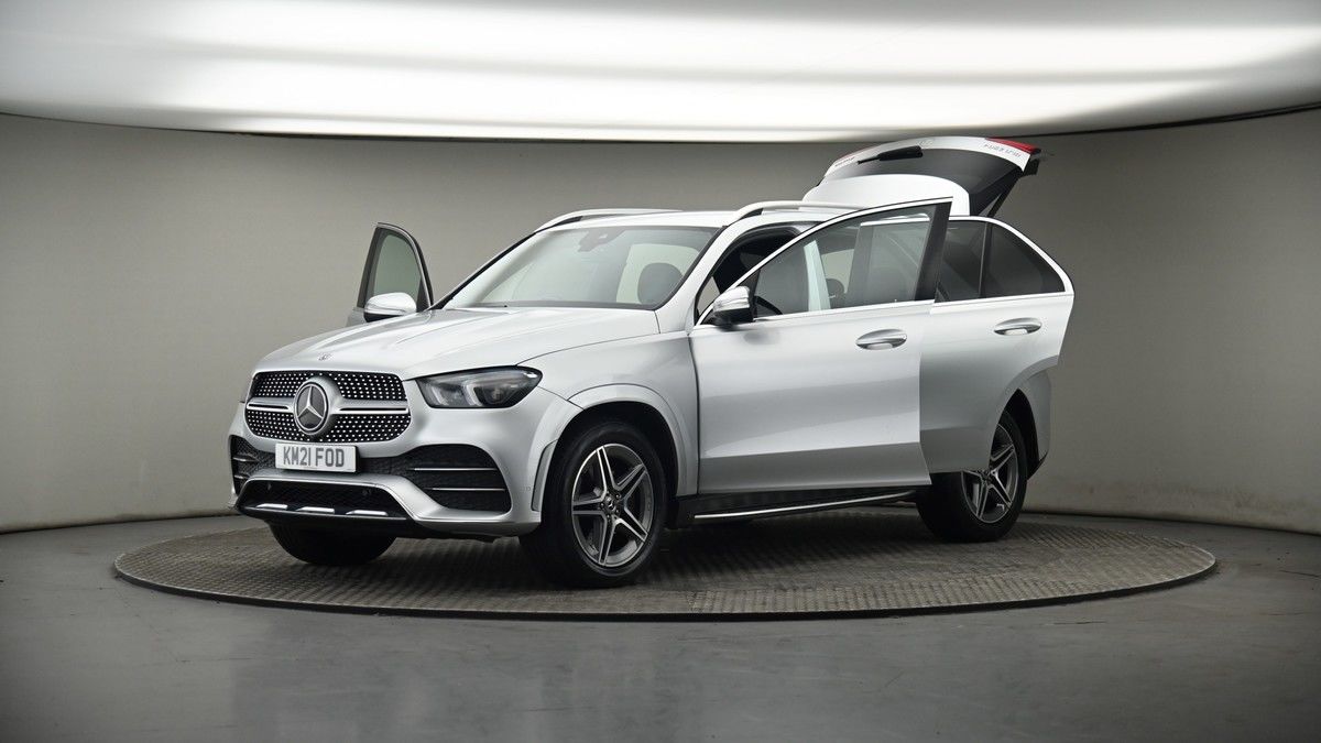 More views of Mercedes-Benz GLE