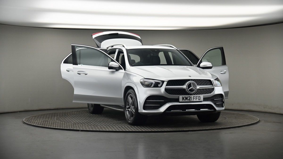 More views of Mercedes-Benz GLE