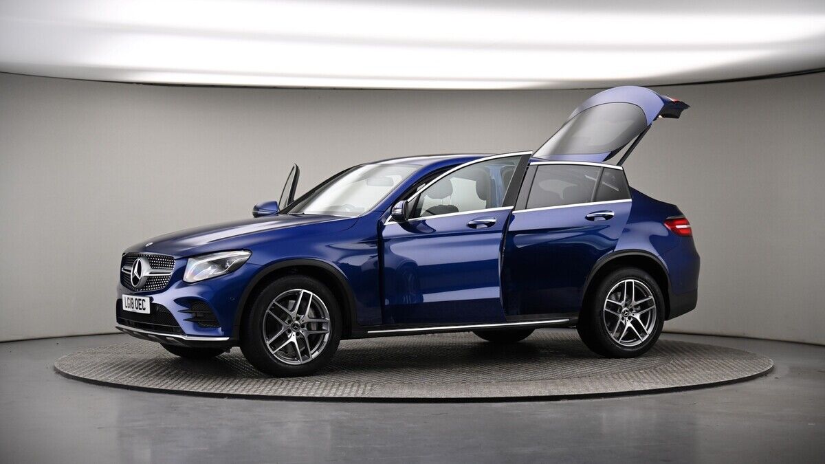 More views of Mercedes-Benz GLC