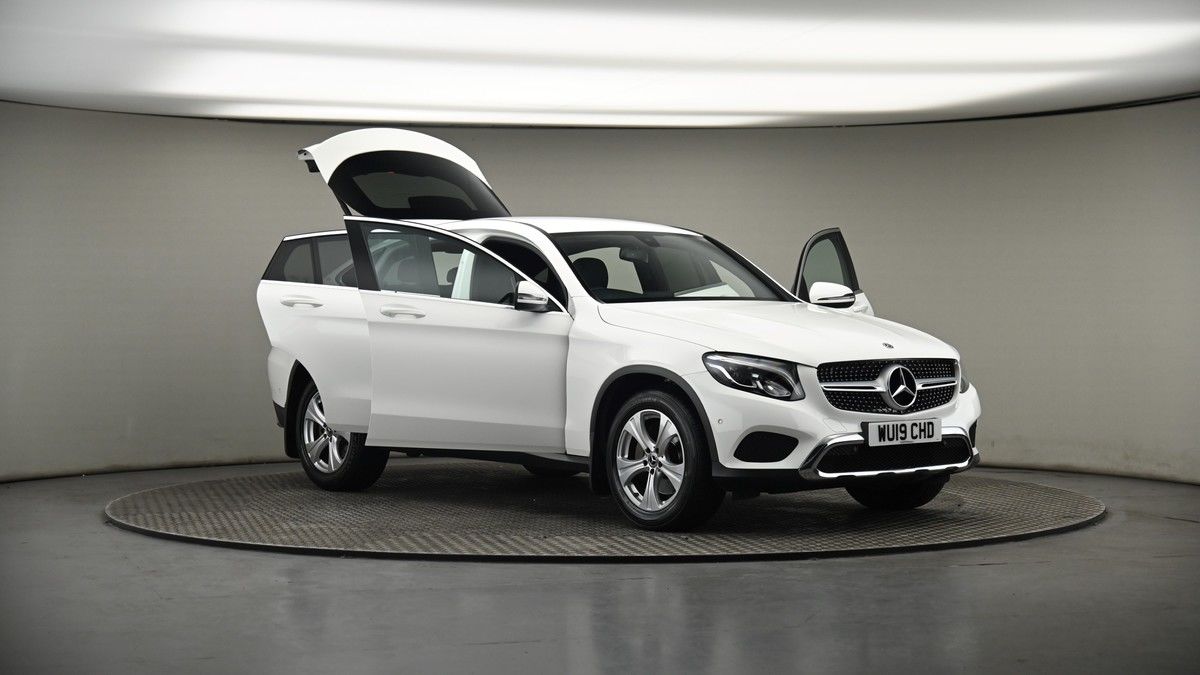 More views of Mercedes-Benz GLC