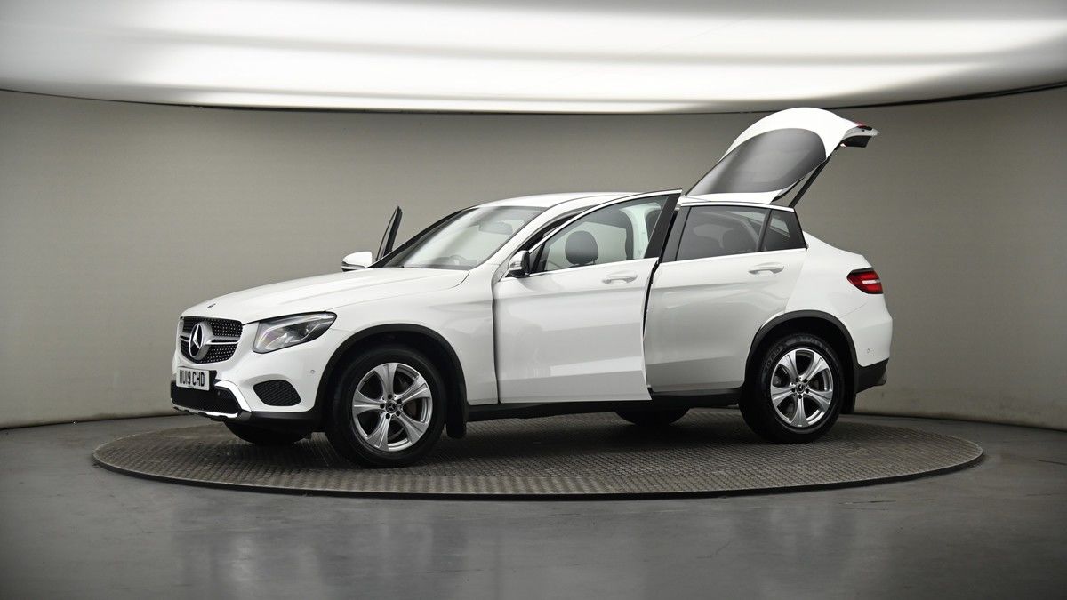 More views of Mercedes-Benz GLC