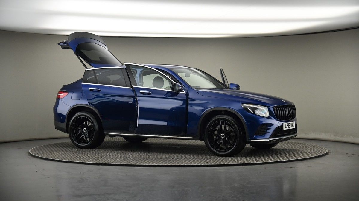 More views of Mercedes-Benz GLC