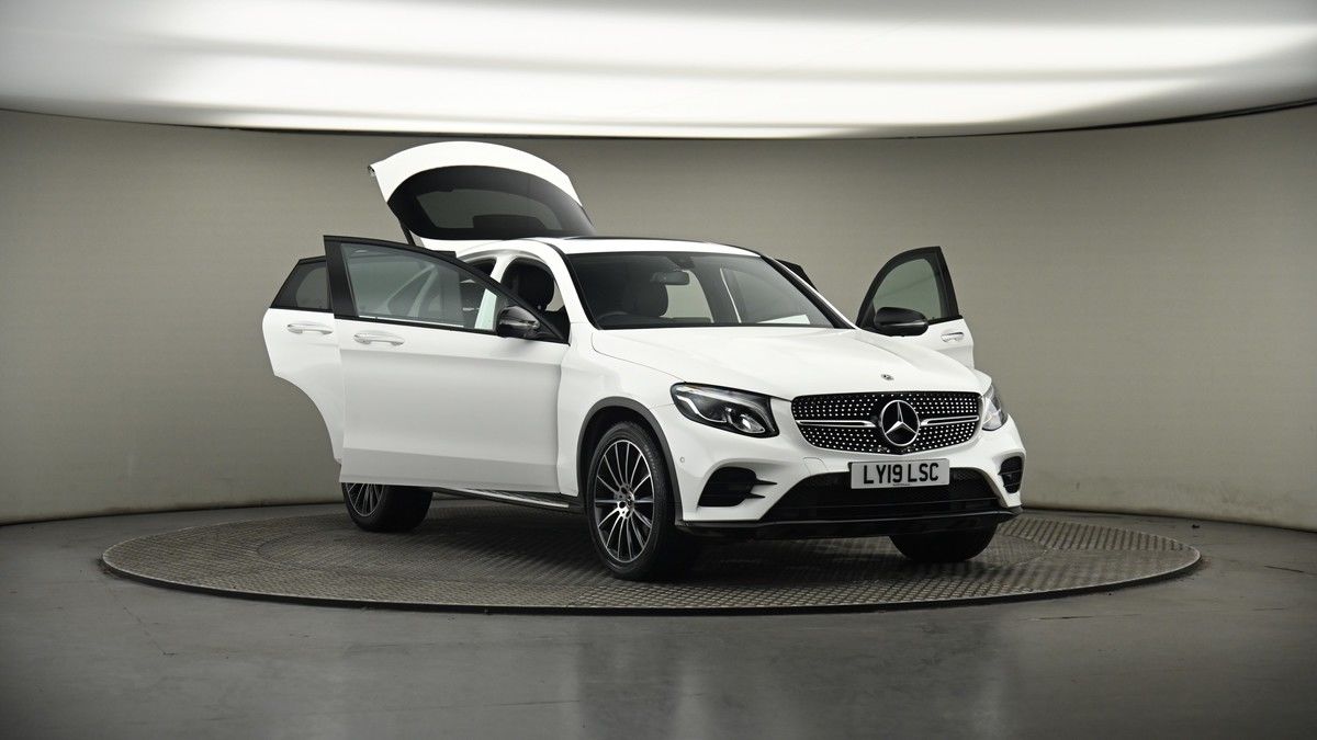 More views of Mercedes-Benz GLC