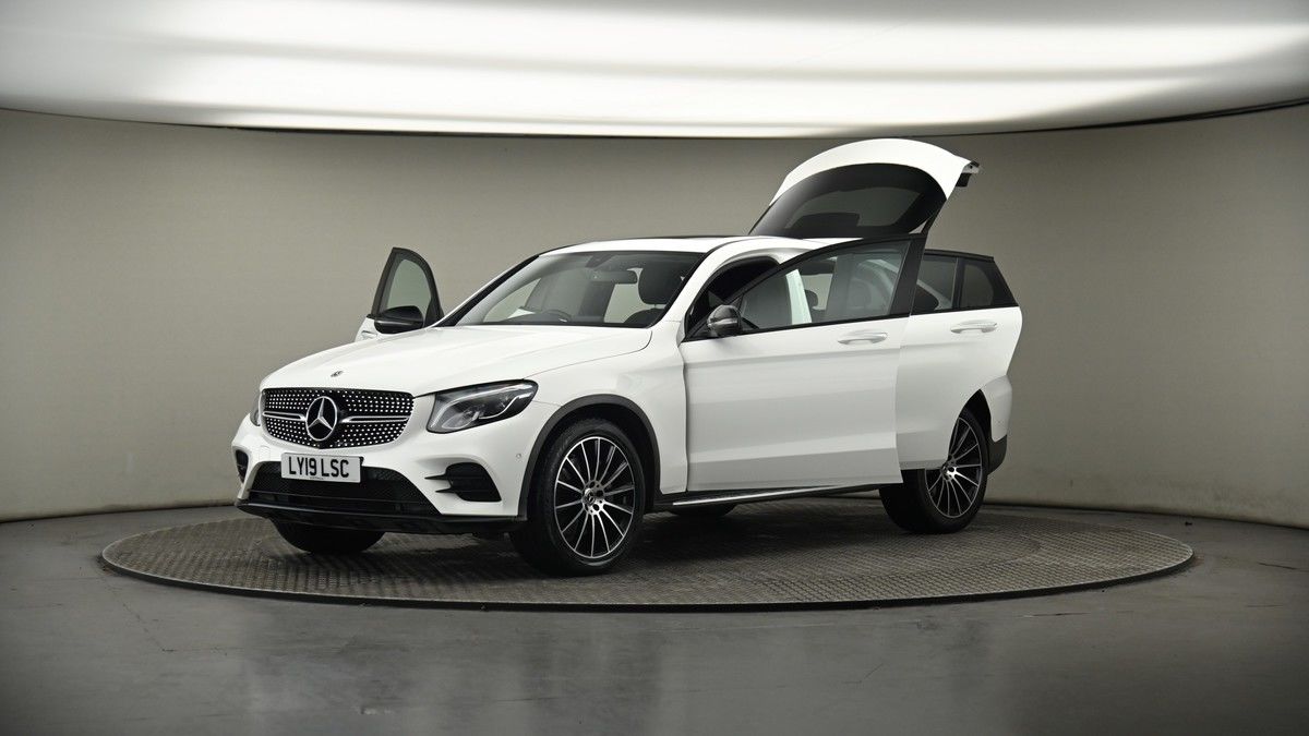 More views of Mercedes-Benz GLC