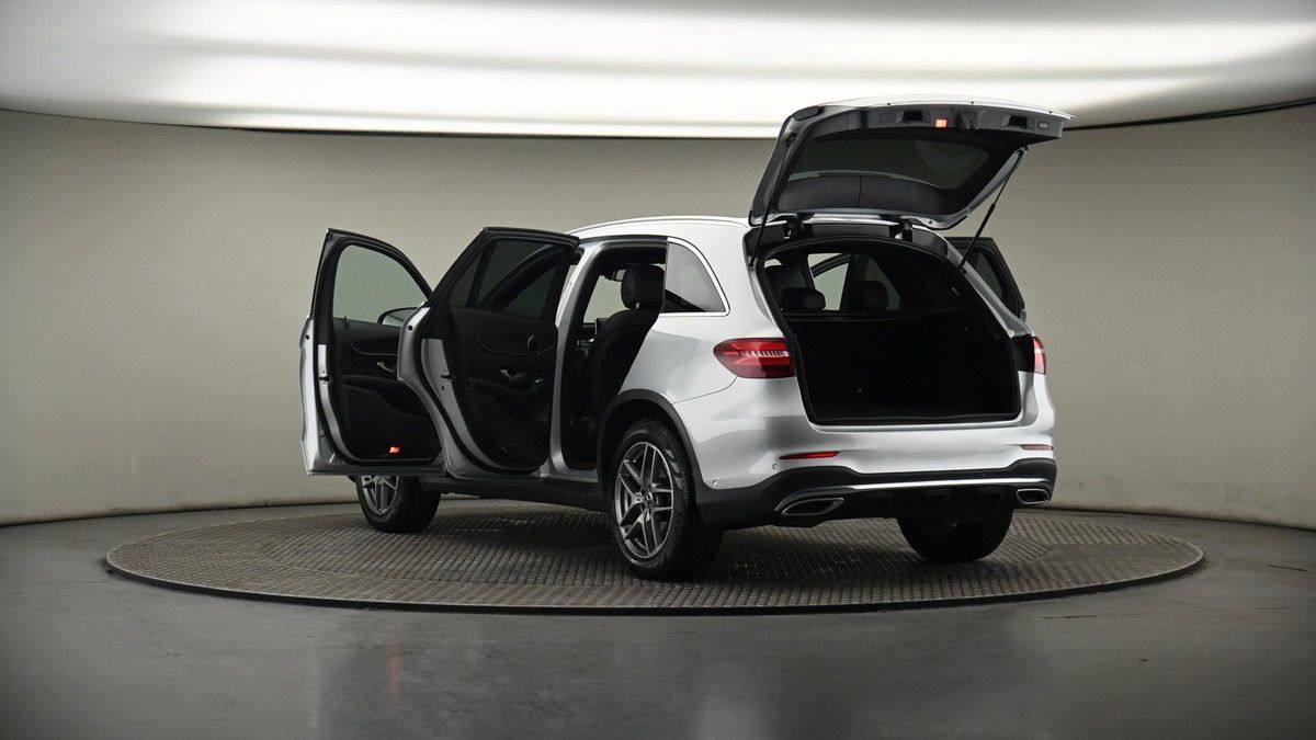 Mercedes-Benz GLC Image 8