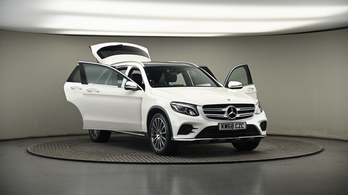 More views of Mercedes-Benz GLC