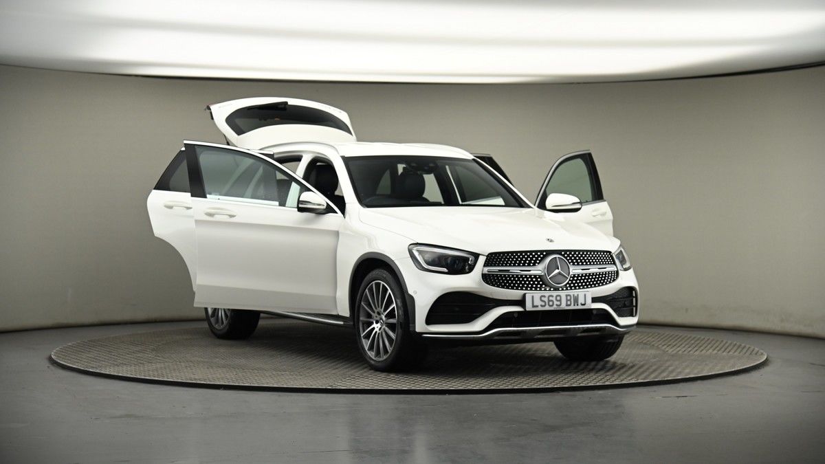 More views of Mercedes-Benz GLC