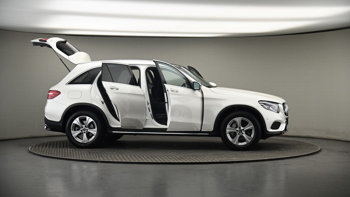 More views of Mercedes-Benz GLC