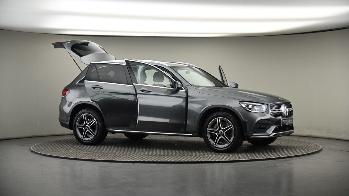 More views of Mercedes-Benz GLC