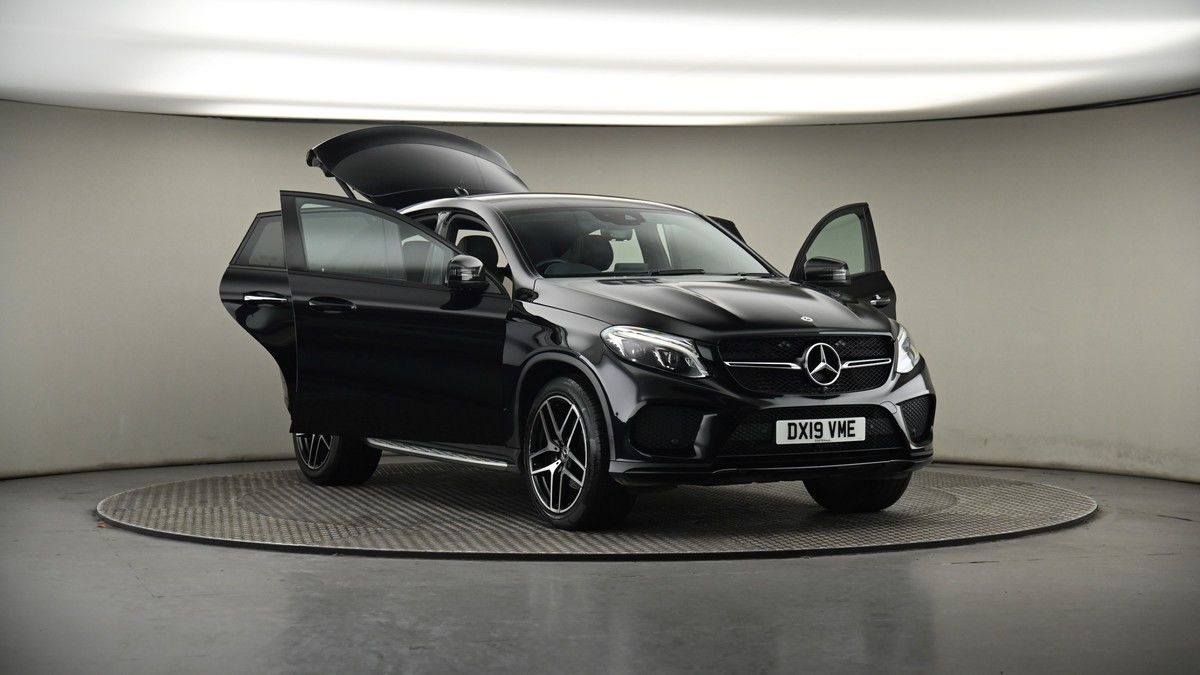 More views of Mercedes-Benz GLE