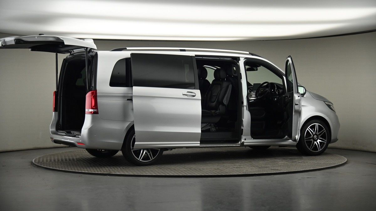 More views of Mercedes-Benz V Class