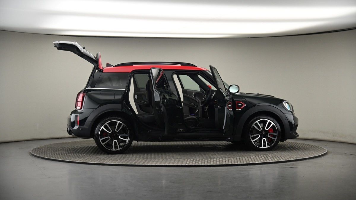 More views of MINI Countryman