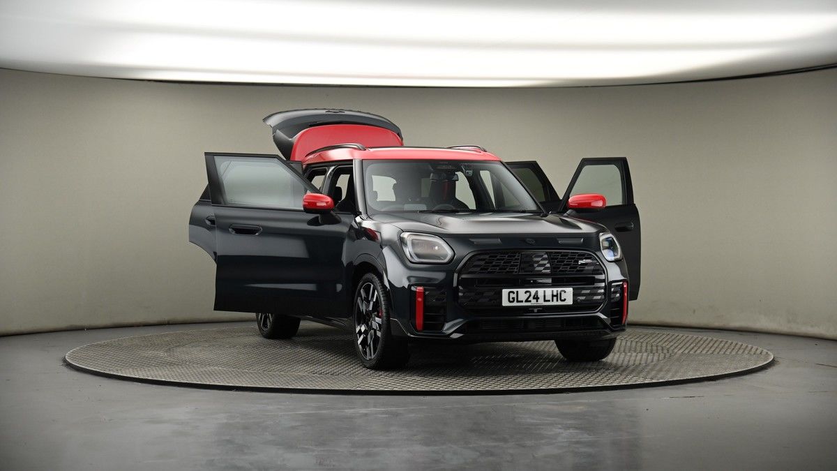 More views of MINI Countryman