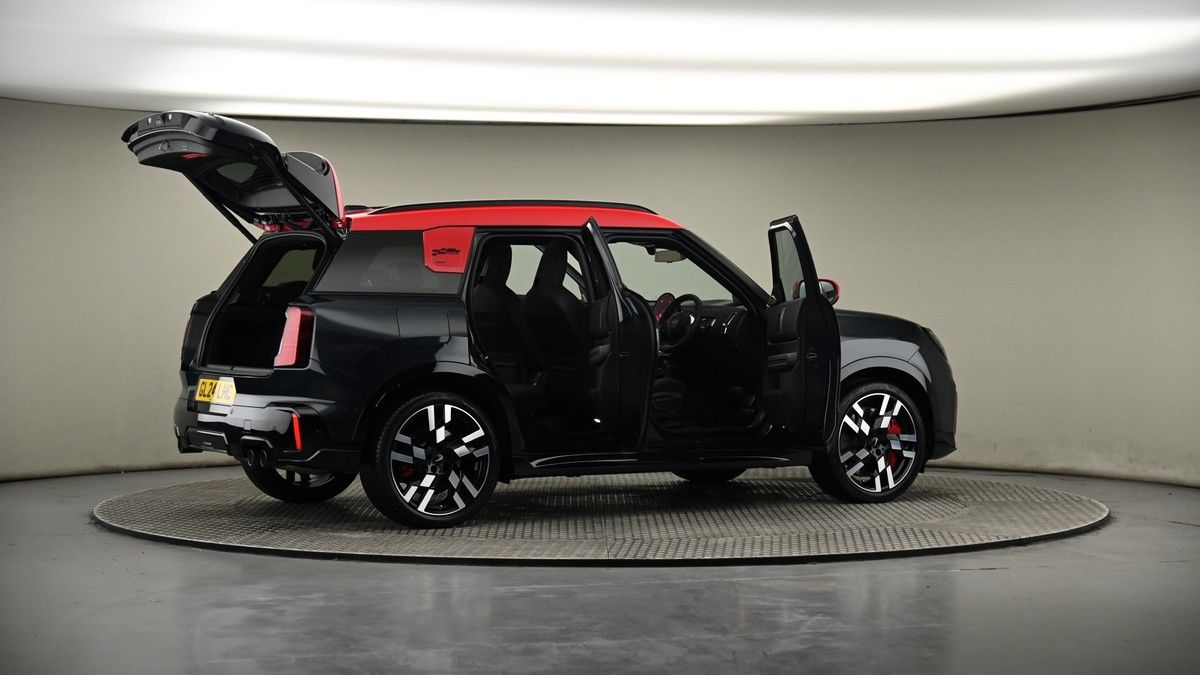 More views of MINI Countryman