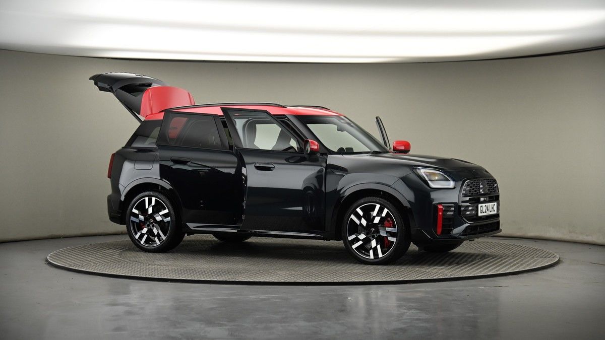 More views of MINI Countryman