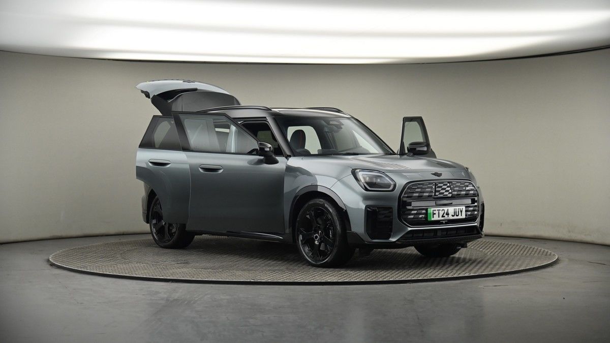 More views of MINI Electric Countryman