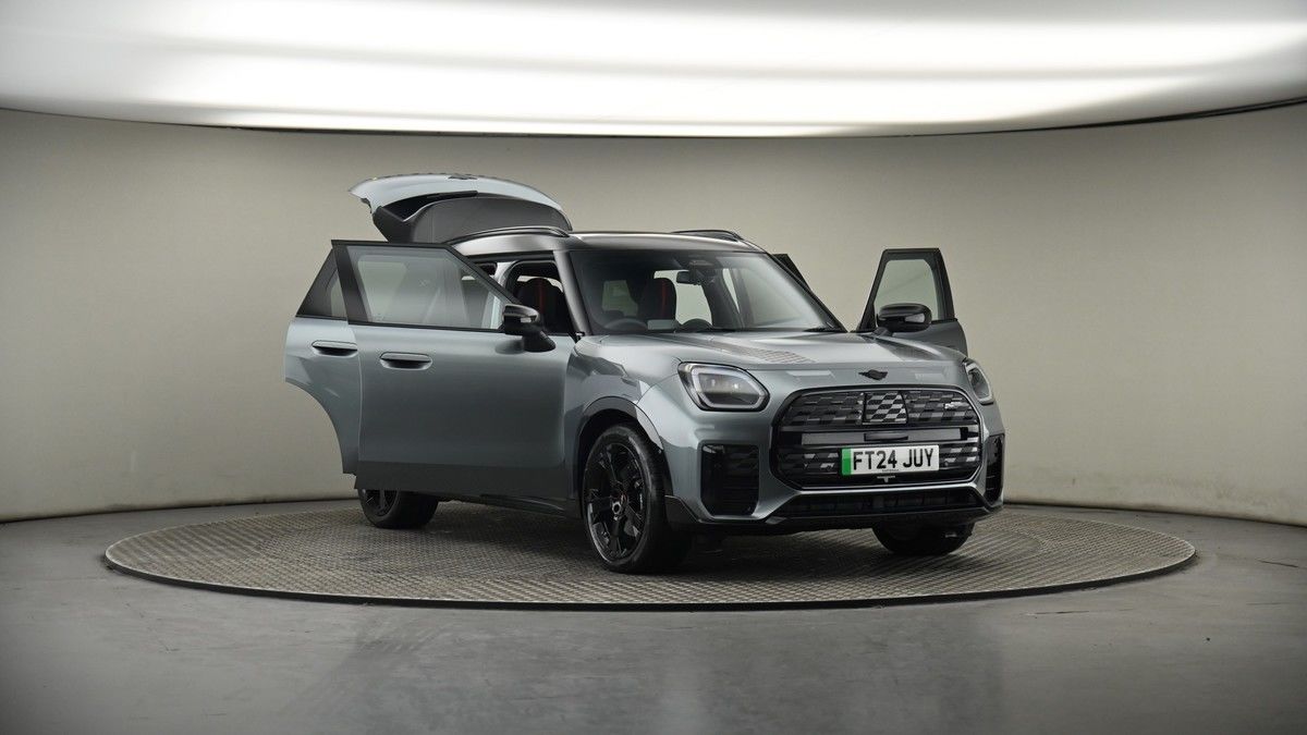 More views of MINI Electric Countryman