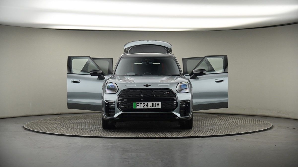 More views of MINI Electric Countryman