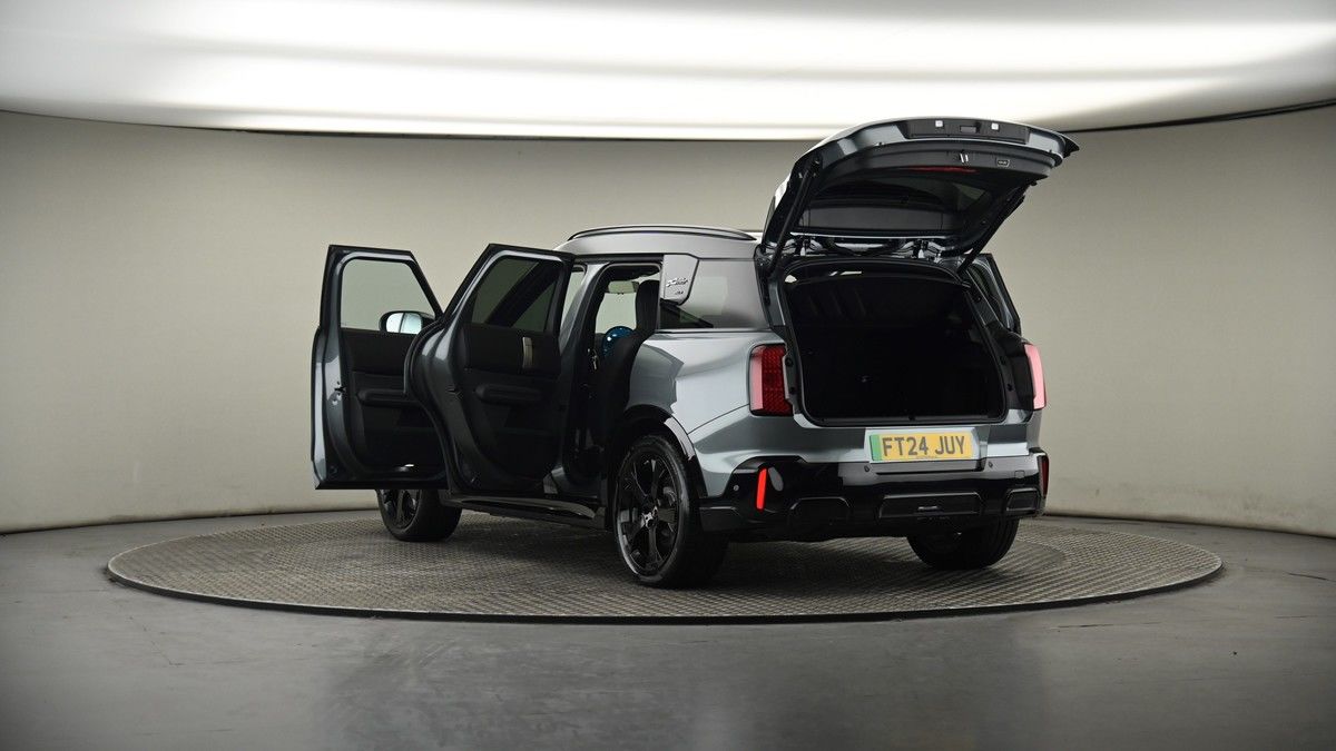 MINI Electric Countryman Image 8