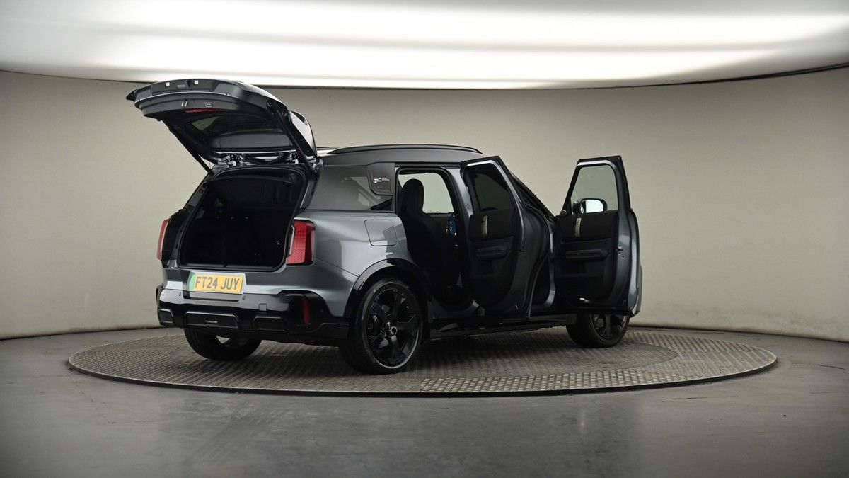 More views of MINI Electric Countryman