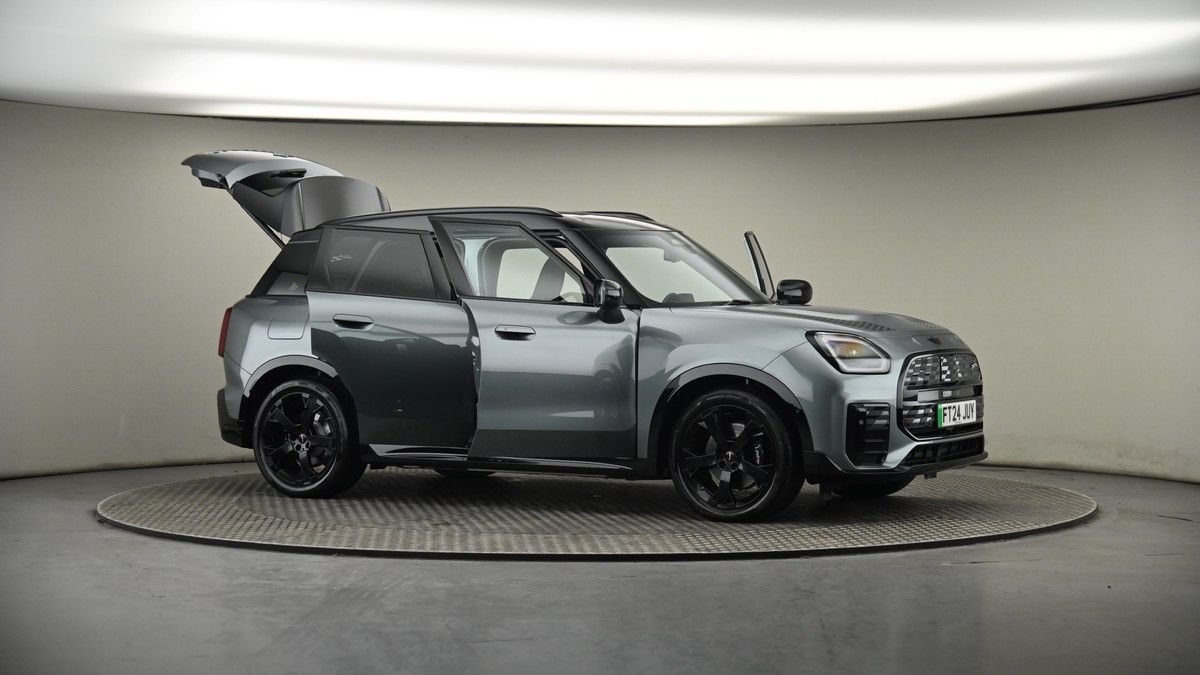 More views of MINI Electric Countryman