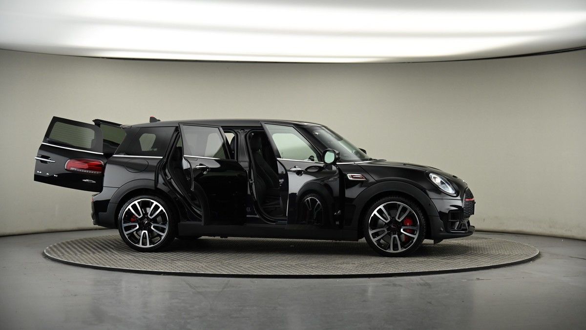 More views of MINI Clubman