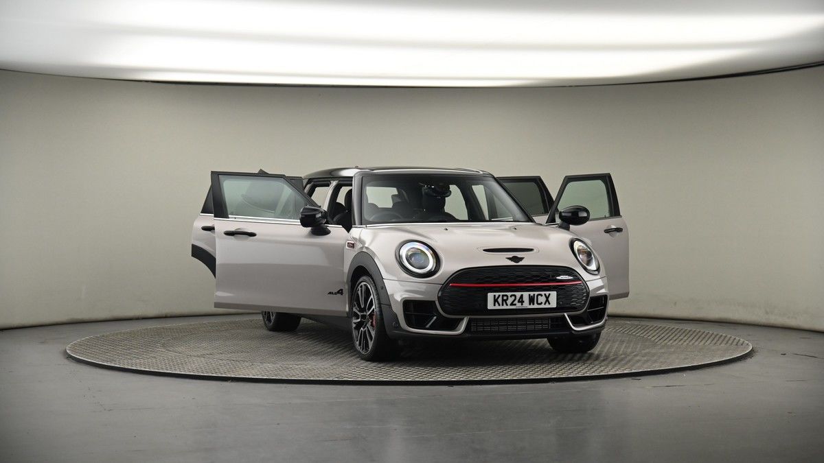 More views of MINI Clubman