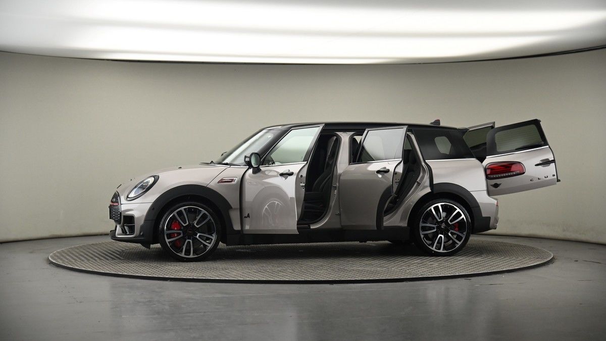 More views of MINI Clubman