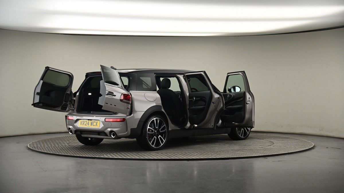 More views of MINI Clubman