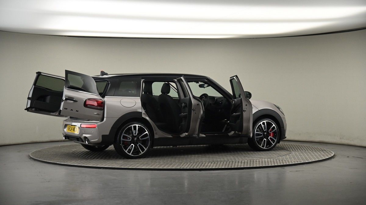 More views of MINI Clubman