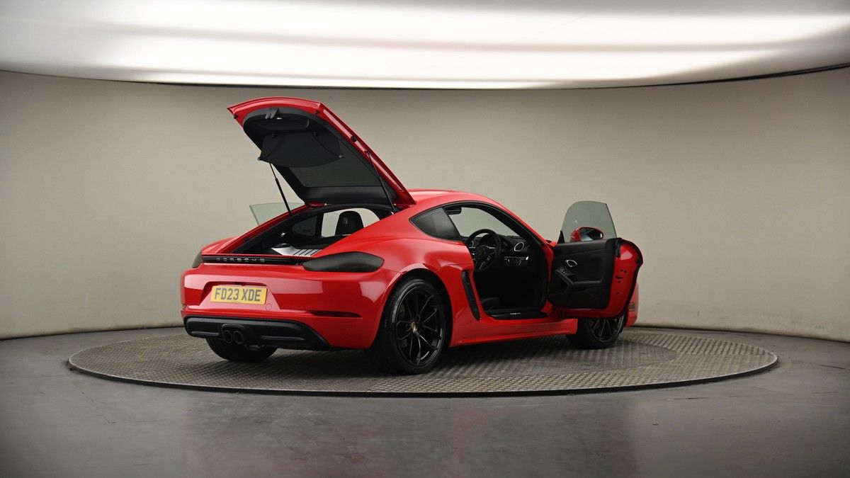 More views of Porsche 718 Cayman