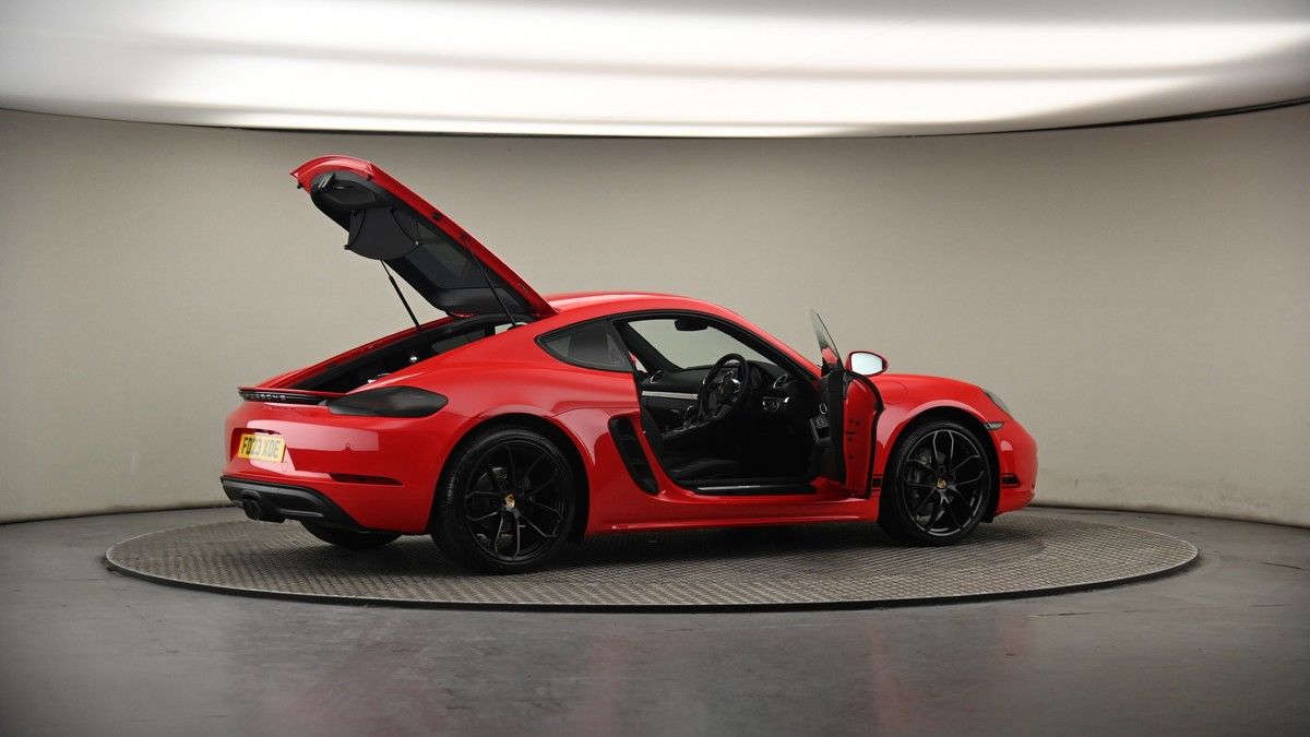 More views of Porsche 718 Cayman