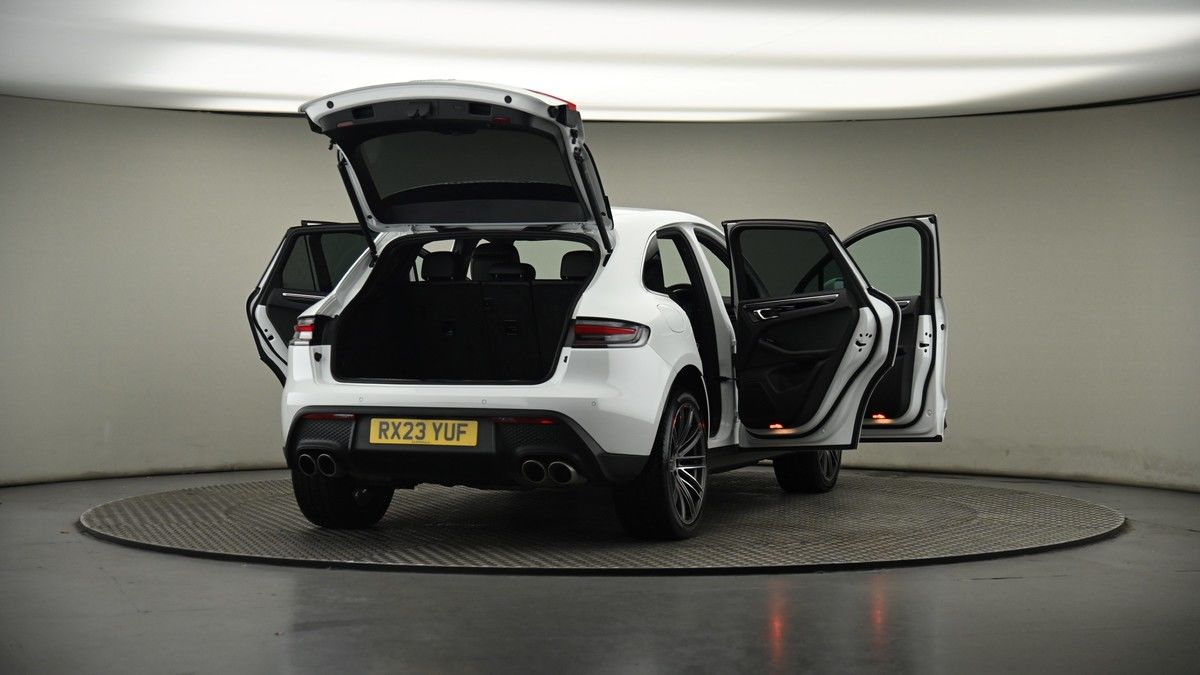 More views of Porsche Macan